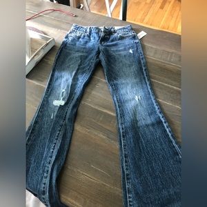 Stretch low rise flare jeans *BRAND NEW WITH TAGS* -Pacsun